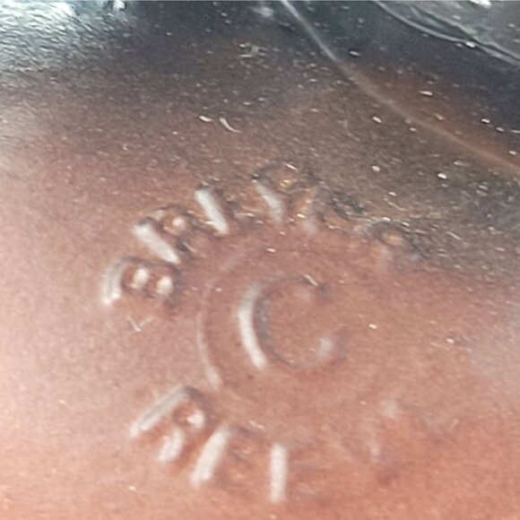 Retired Breyer Huckleberry Bey #472 Collectible Horse with Accessories - Picture 11 of 12